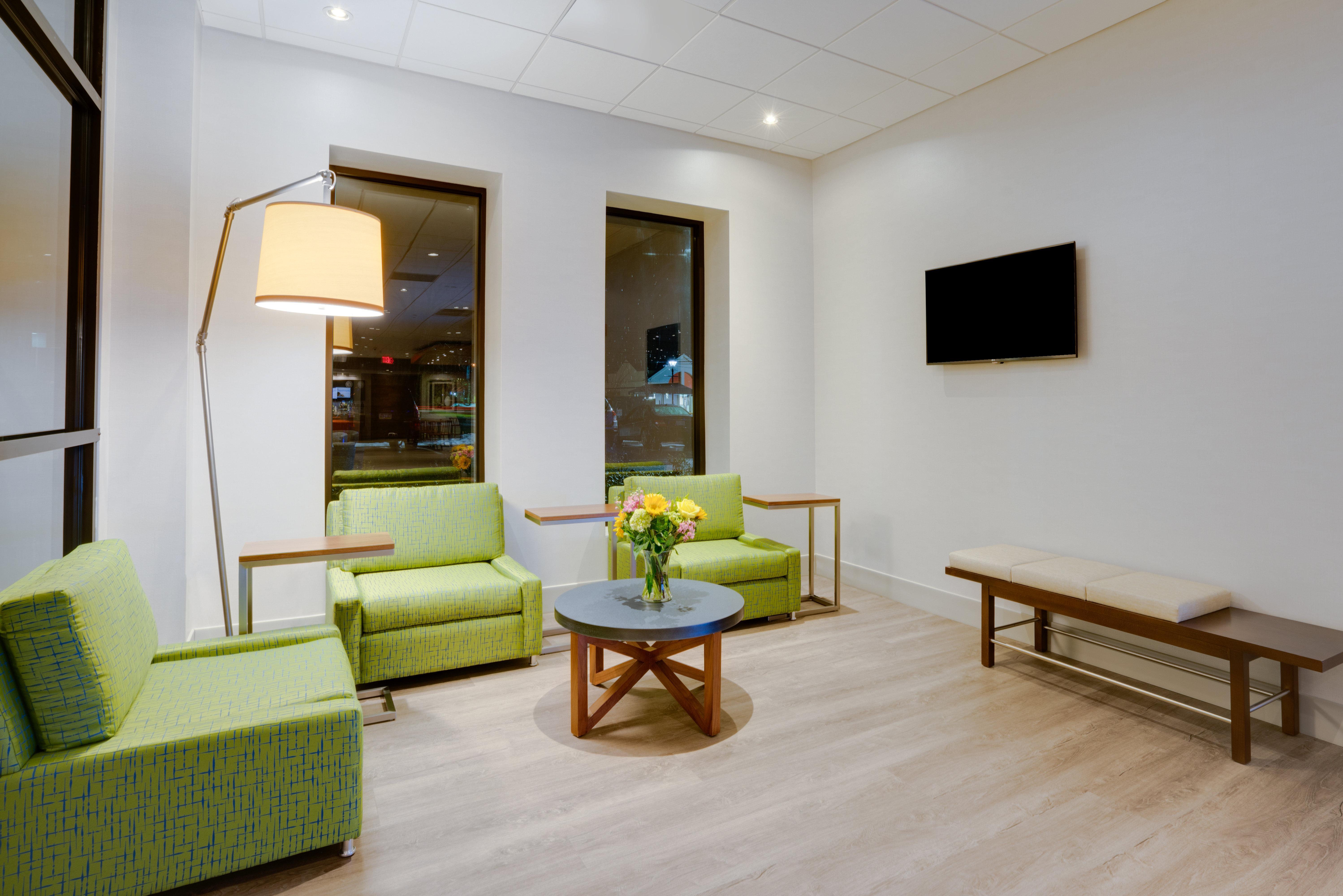 Express & Ft. Washington - Philadelphia By Ihg