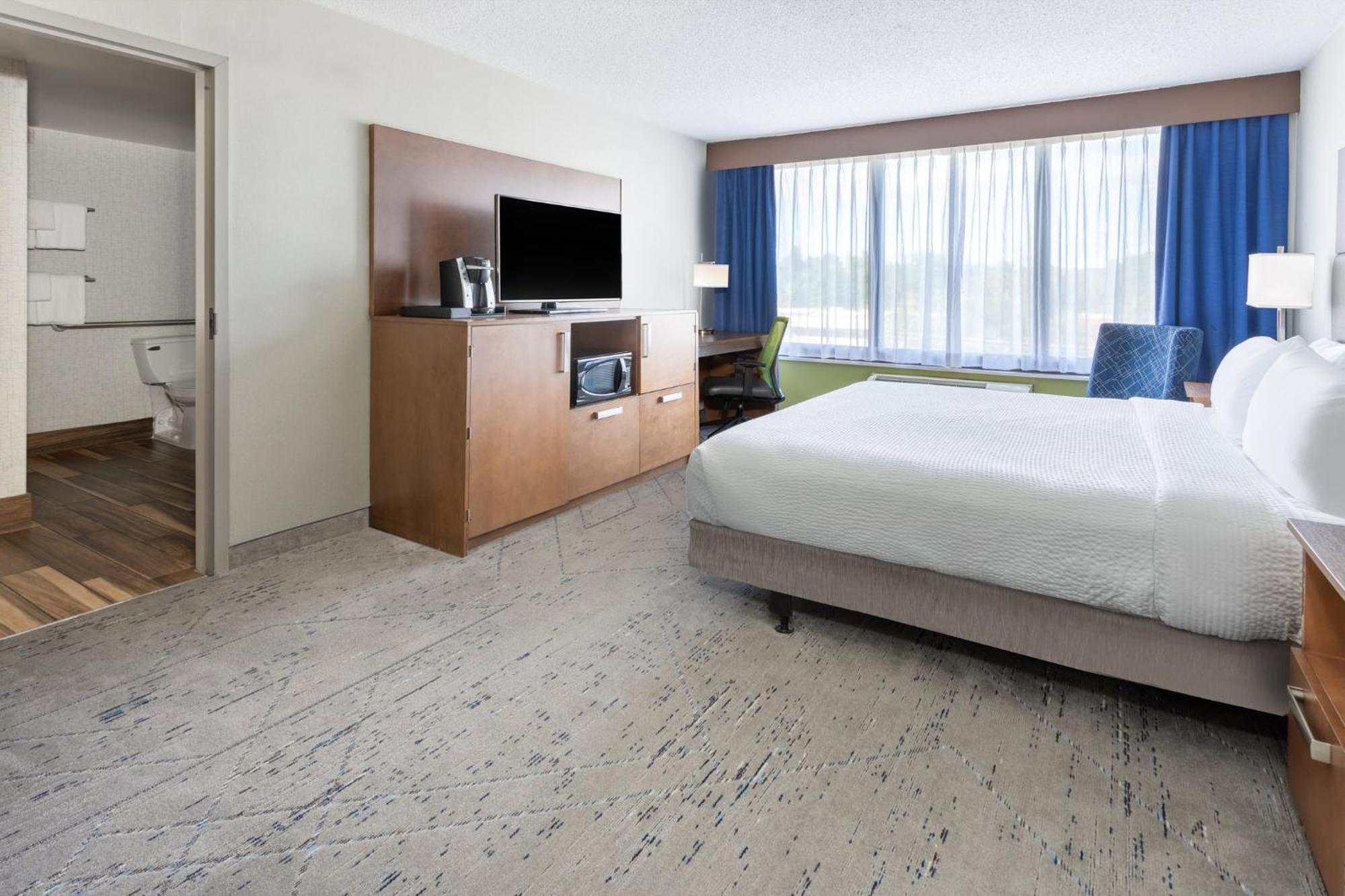 Express & Ft. Washington - Philadelphia By Ihg