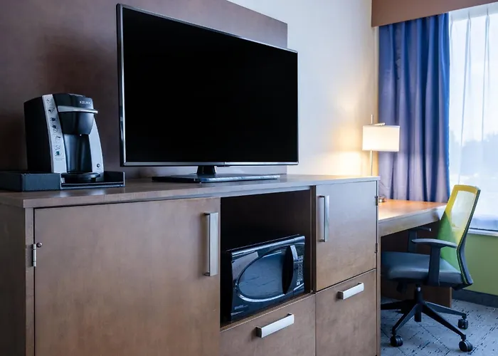 Holiday Inn Express & Suites Ft. Washington - Philadelphia By Ihg