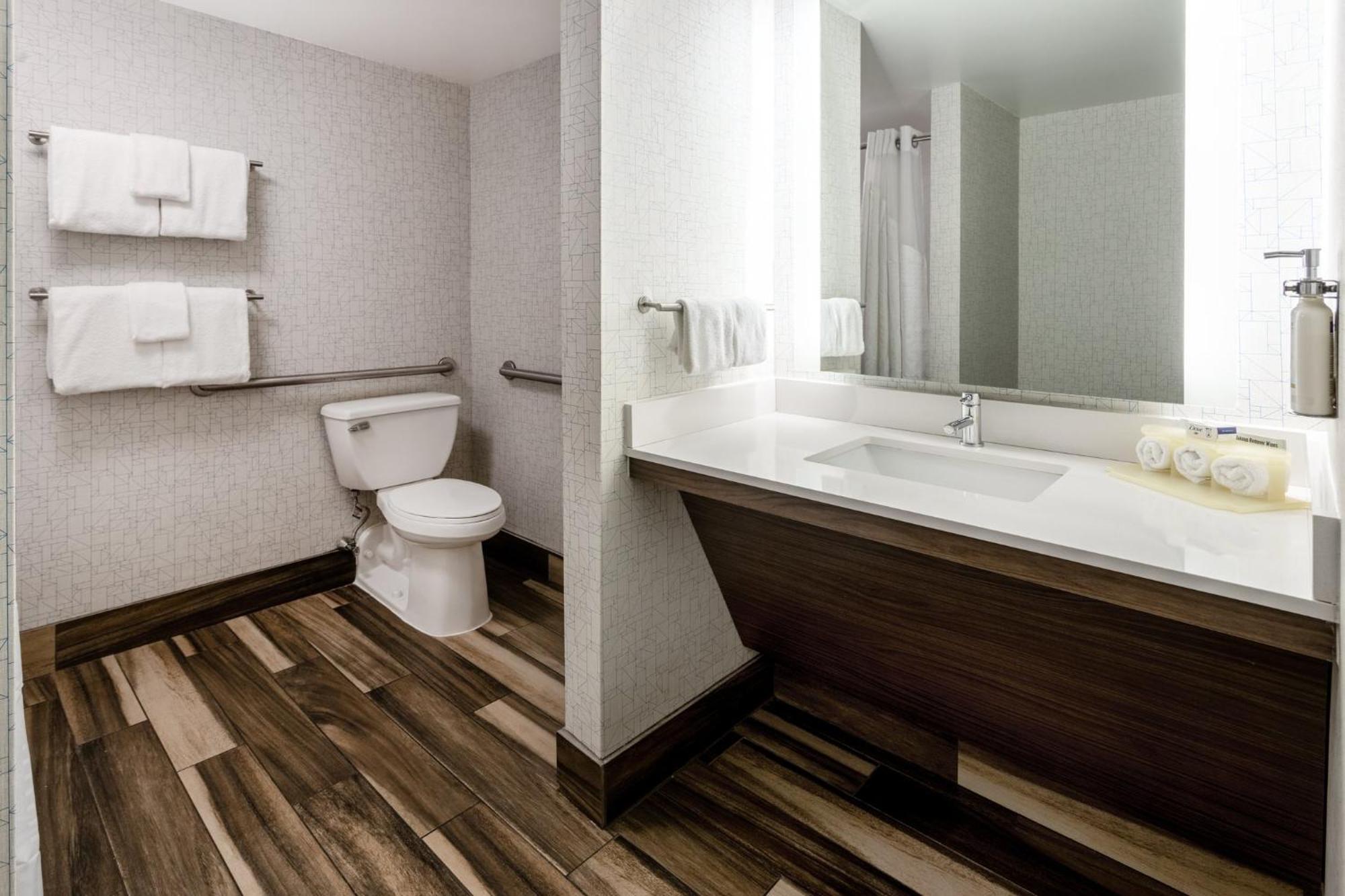 Express & Ft. Washington - Philadelphia By Ihg 3* Fort Washington