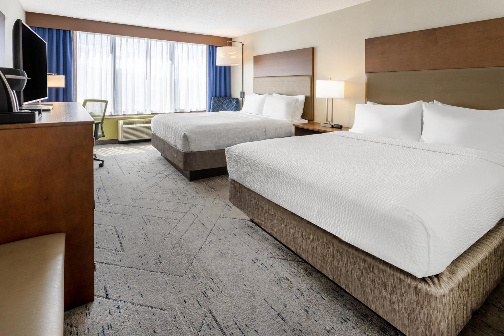 Express & Ft. Washington - Philadelphia By Ihg